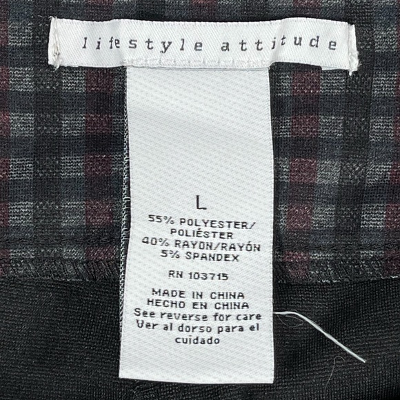 Lifestyle Attitude Large black, grey, & red checkered stretchy skinny pants - Picture 13 of 13